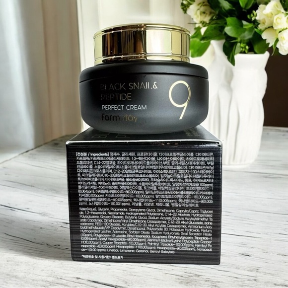 NWOT FARM STAY - BLACK SNAIL & PEPTIDE9 - PERFECT CREAM - Picture 2 of 4